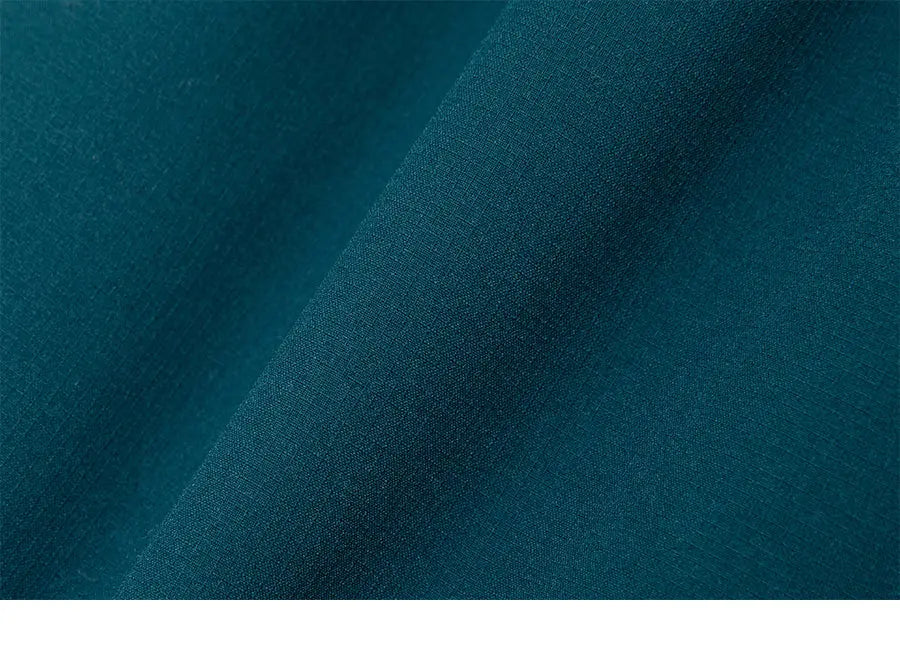 Barrel Women Essential HW Half Leggings Shorts-GREEN_image4