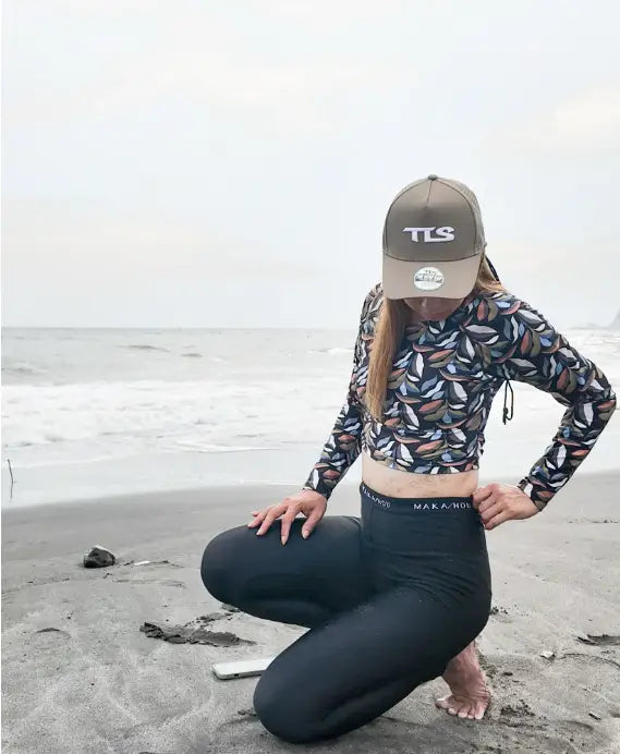 Maka-Hou Women Back Ribboon Rashguard-MULTI LEAF3