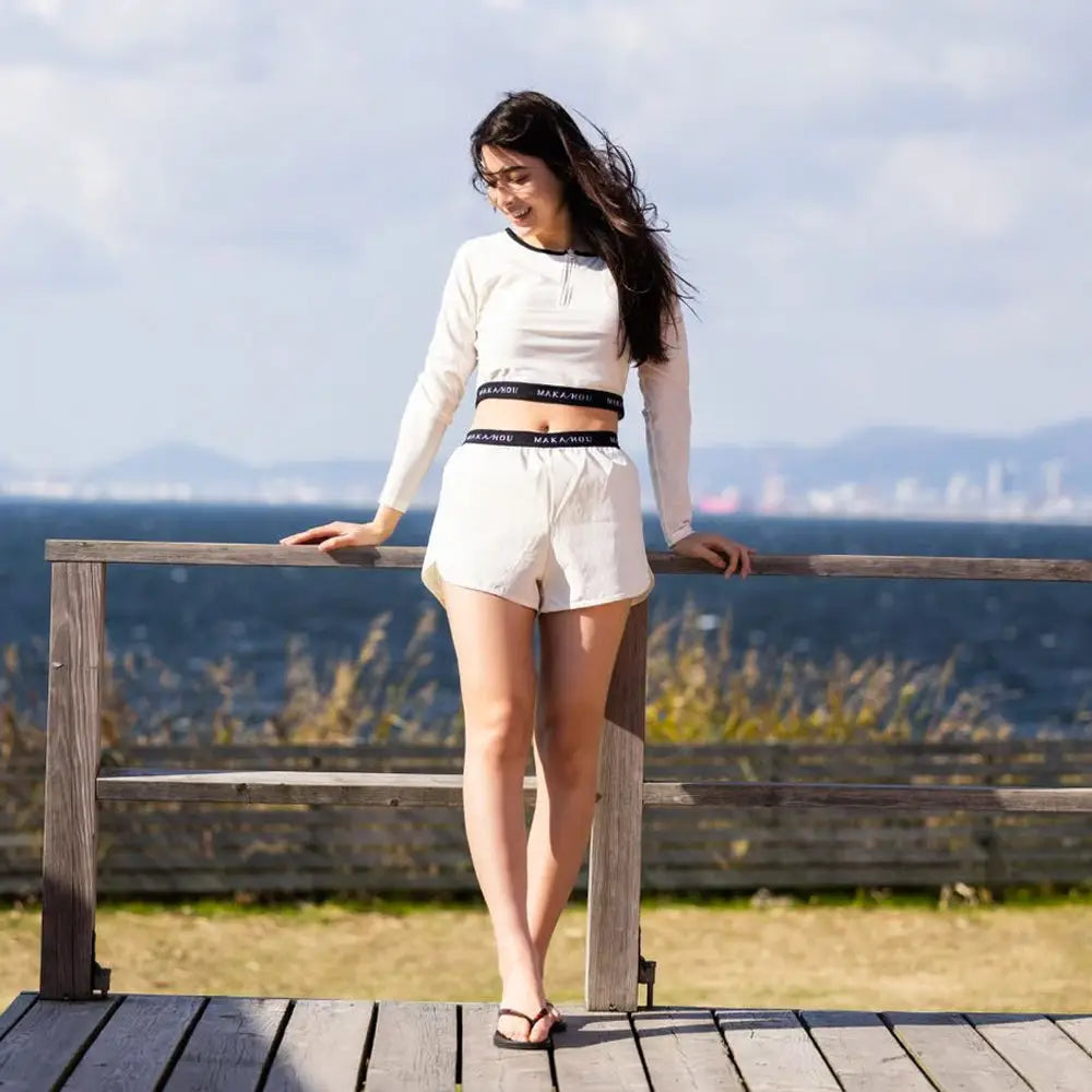 Maka-Hou Women Sports Shorts-VANILLA_image1