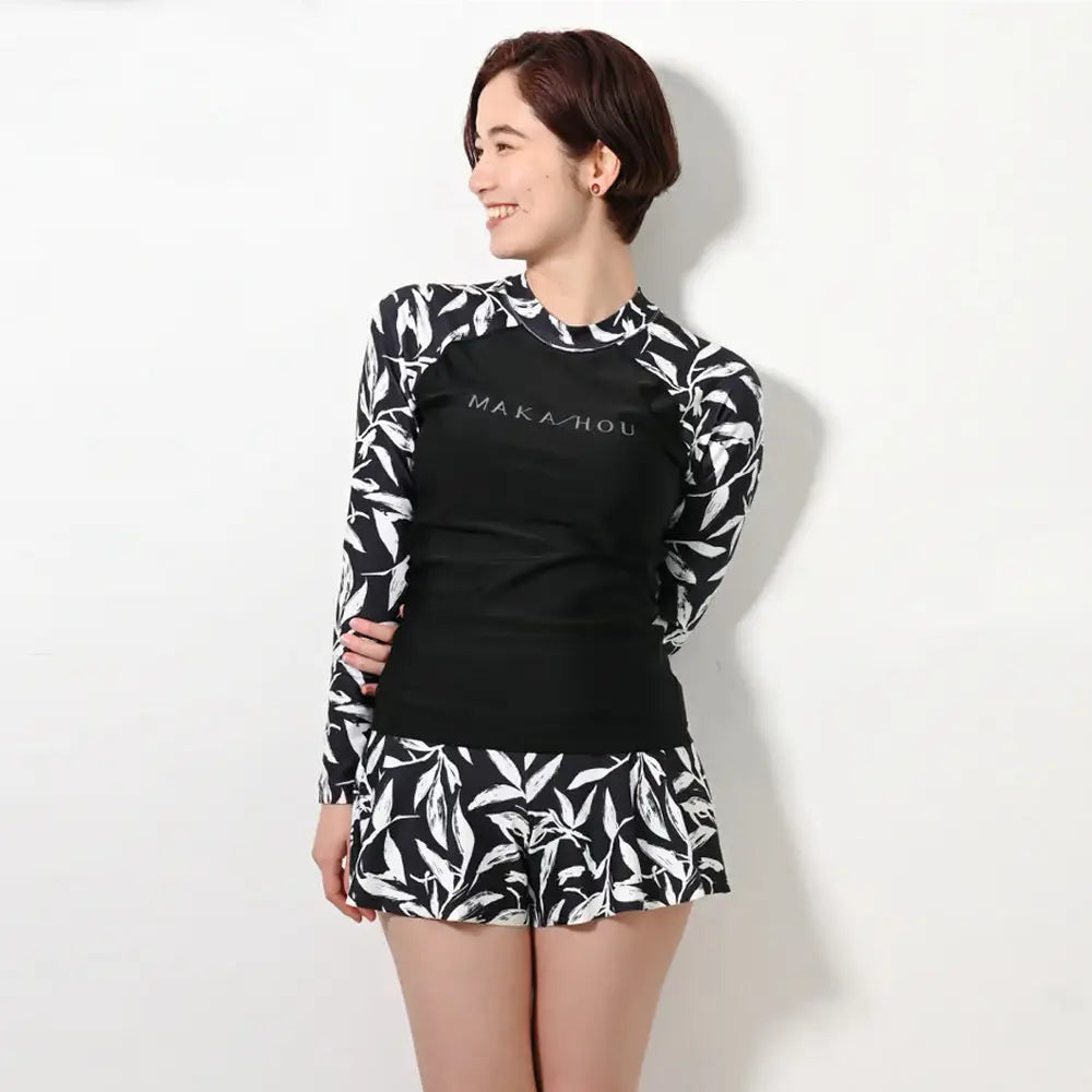 Maka-Hou Women Summer Shorts-MONO LEAF_image1