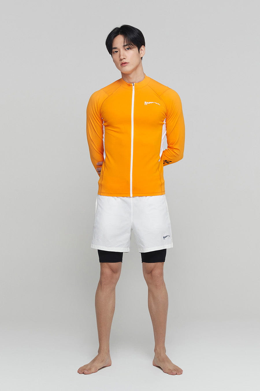 barrel_MensMoveZipUpRashguard_orange_image1