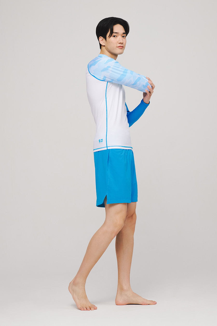 barrel_MensVolleyRashguard_wave_image4