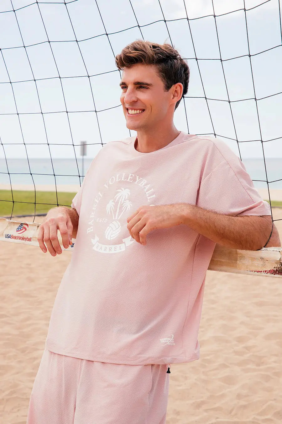 barrel_UnisexVolleySetupShorts_pink_image2