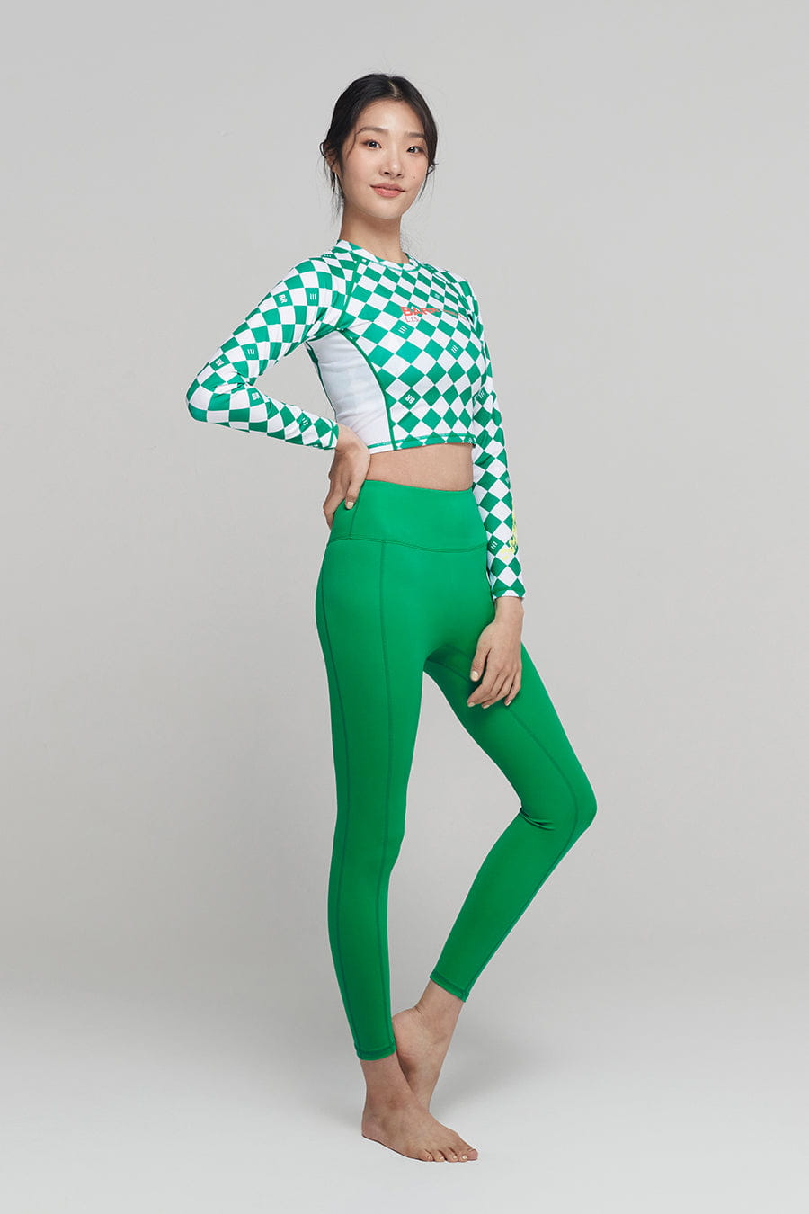 barrel_WomensMoveWaterLeggings_green_image3
